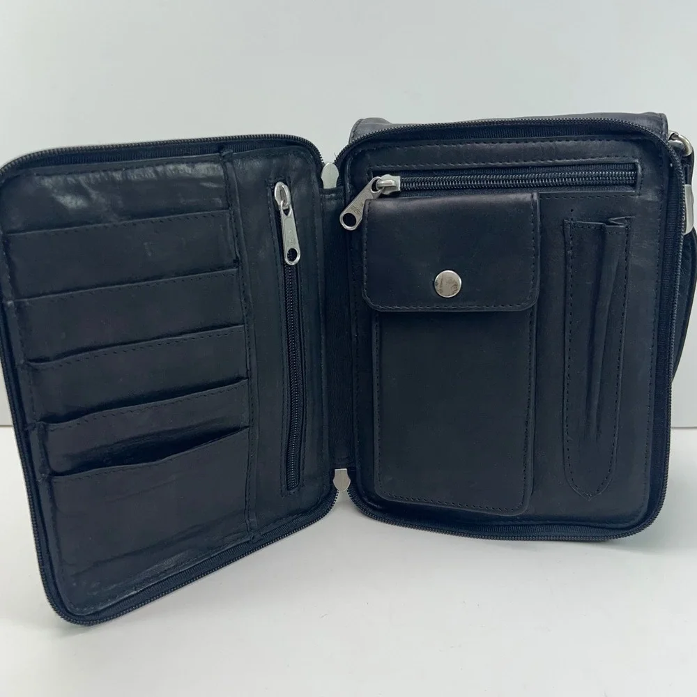 BLACK LEATHER Crossbody Wallet Style Organizer Multi Zip Pockets Travel Work Bag